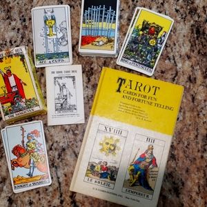 Vintage Tarot Card set instructions and Book